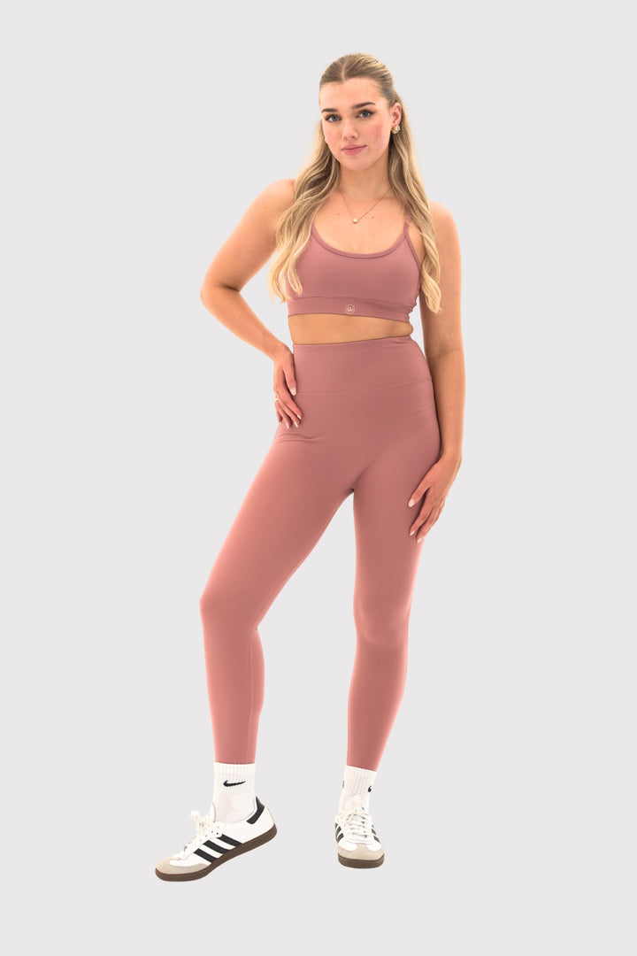 CoreForm™ Adjustable Straps Scoopneck Light Support Bra
