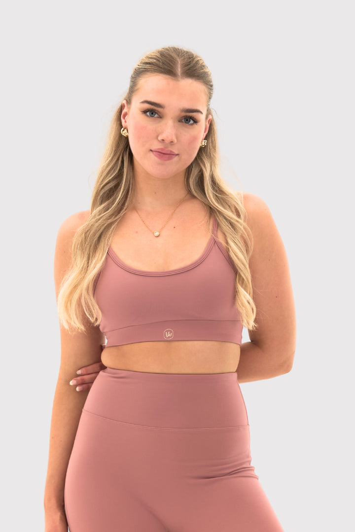 CoreForm™ Adjustable Straps Scoopneck Light Support Bra