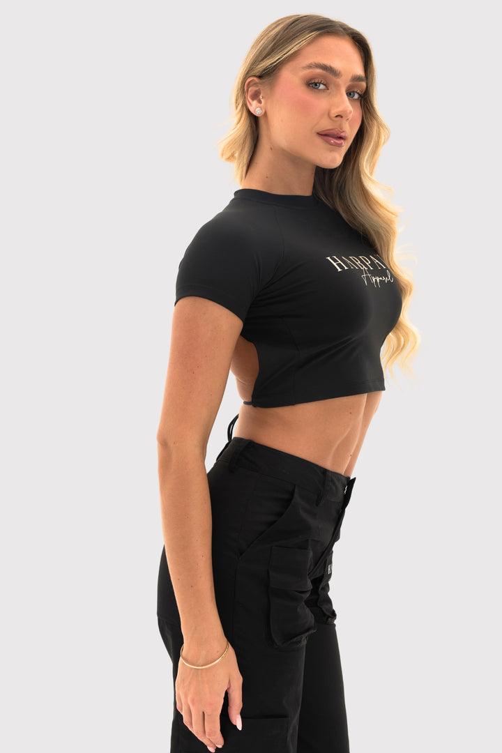 CoreForm™ Short Sleeve Cut-Out Cropped Top