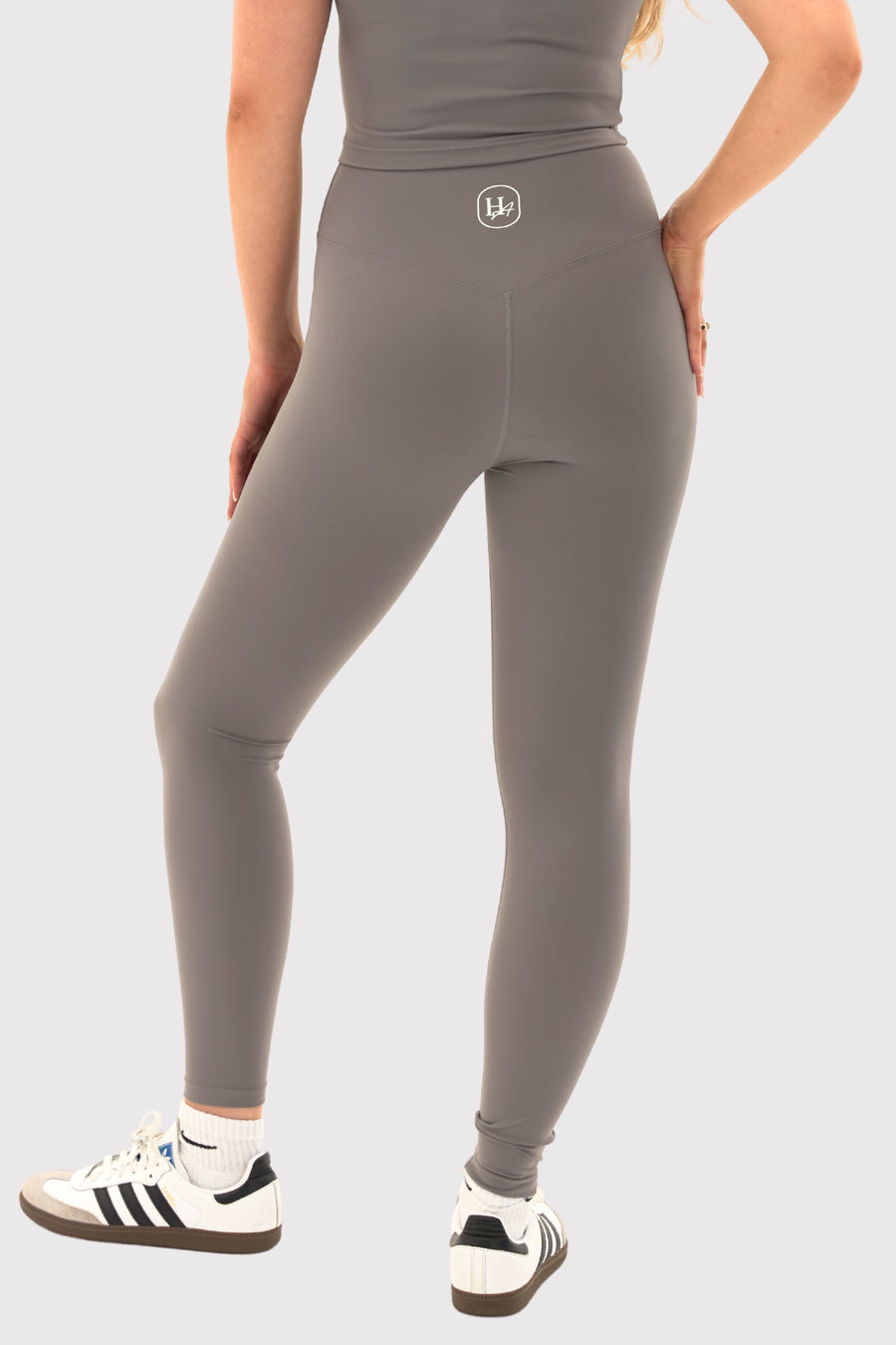 yoga pants