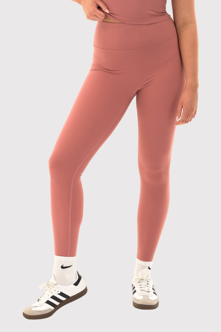 Flexara™ High-Rise Curve-Hugging Legging