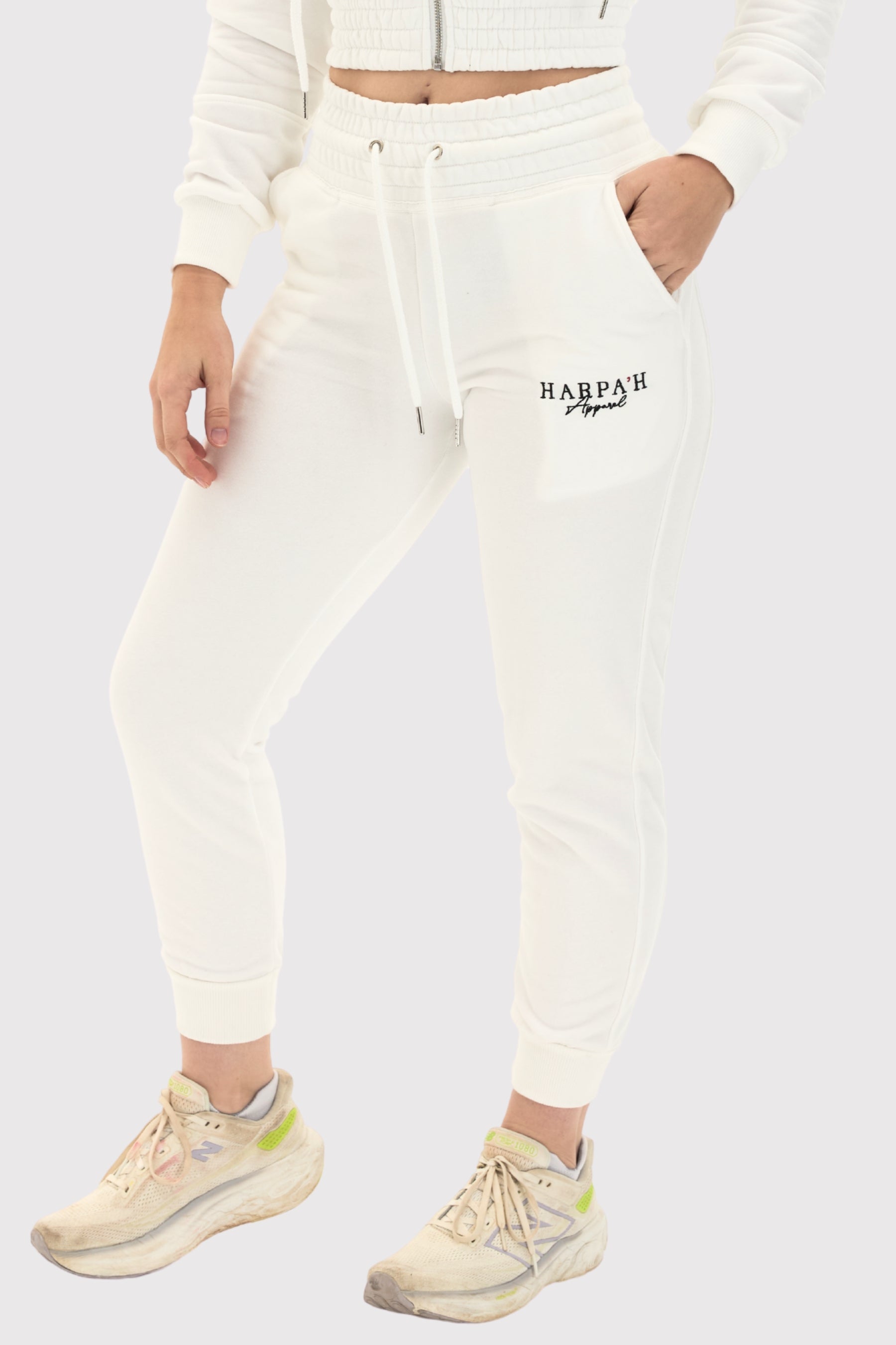 jogger pants