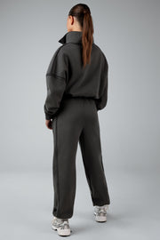 jogger pants